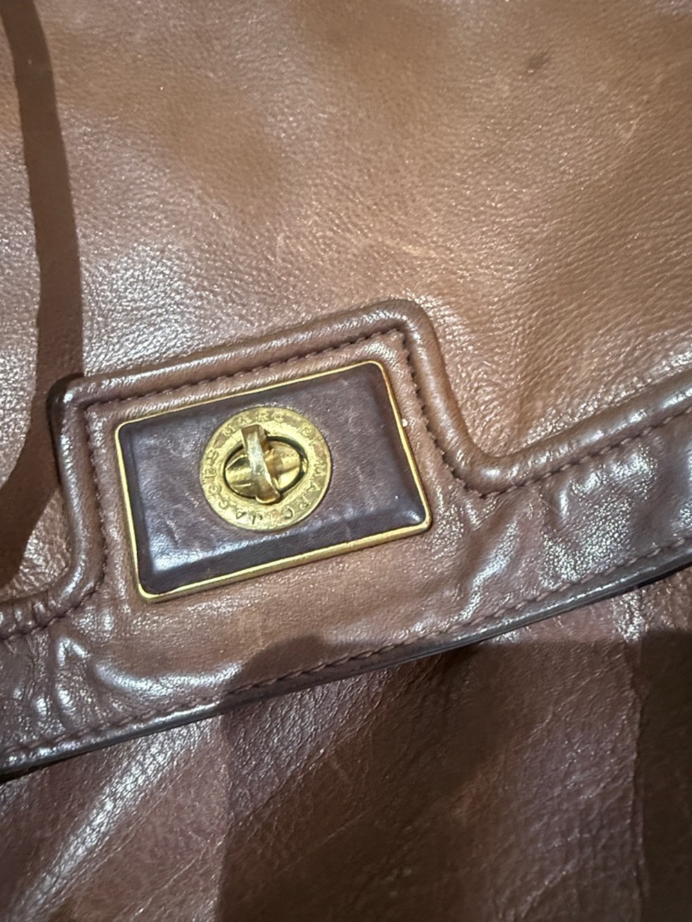 Brown Leather Messenger Bag with Turn-Lock Closure - Picture 3 of 16